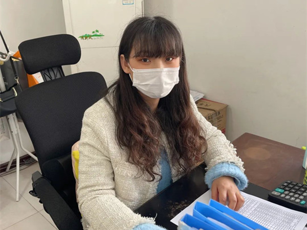 榜樣力量｜精誠嚴細，財務辦陳閃擔當有為